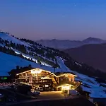 Apart Otel 3 Etoiles -restaurant Le Pilatus 3*