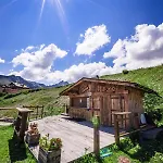 3 Etoiles -restaurant Le Pilatus Apart Otel Courchevel