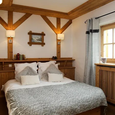 Aparthotel 3 Etoiles -restaurant Le Pilatus 3*