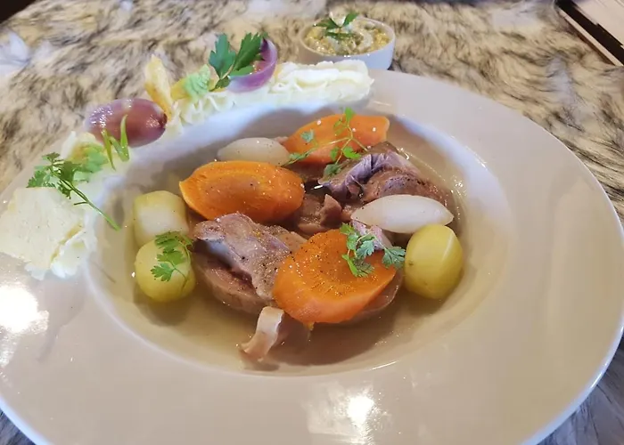 מלון דירות 3 Etoiles -restaurant Le Pilatus